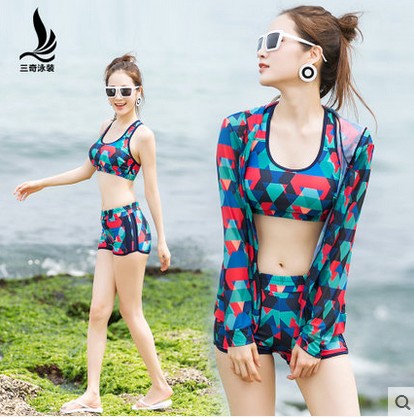 三奇泳衣女分體比基尼三件套平角小胸聚攏鋼託運動防晒衫溫泉泳裝