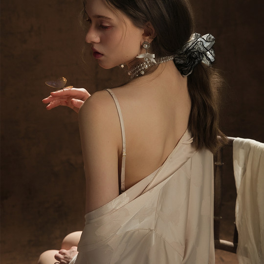 雅小姐性感睡衣春夏女小胸提花刺绣高档荡领吊带睡裙家居服套装