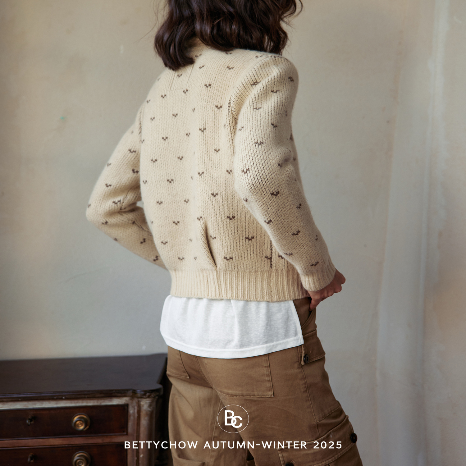 Bettychow 费尔岛花纹驼色系羊毛雪花大毛衣开衫秋冬长袖休闲外套 - 图2