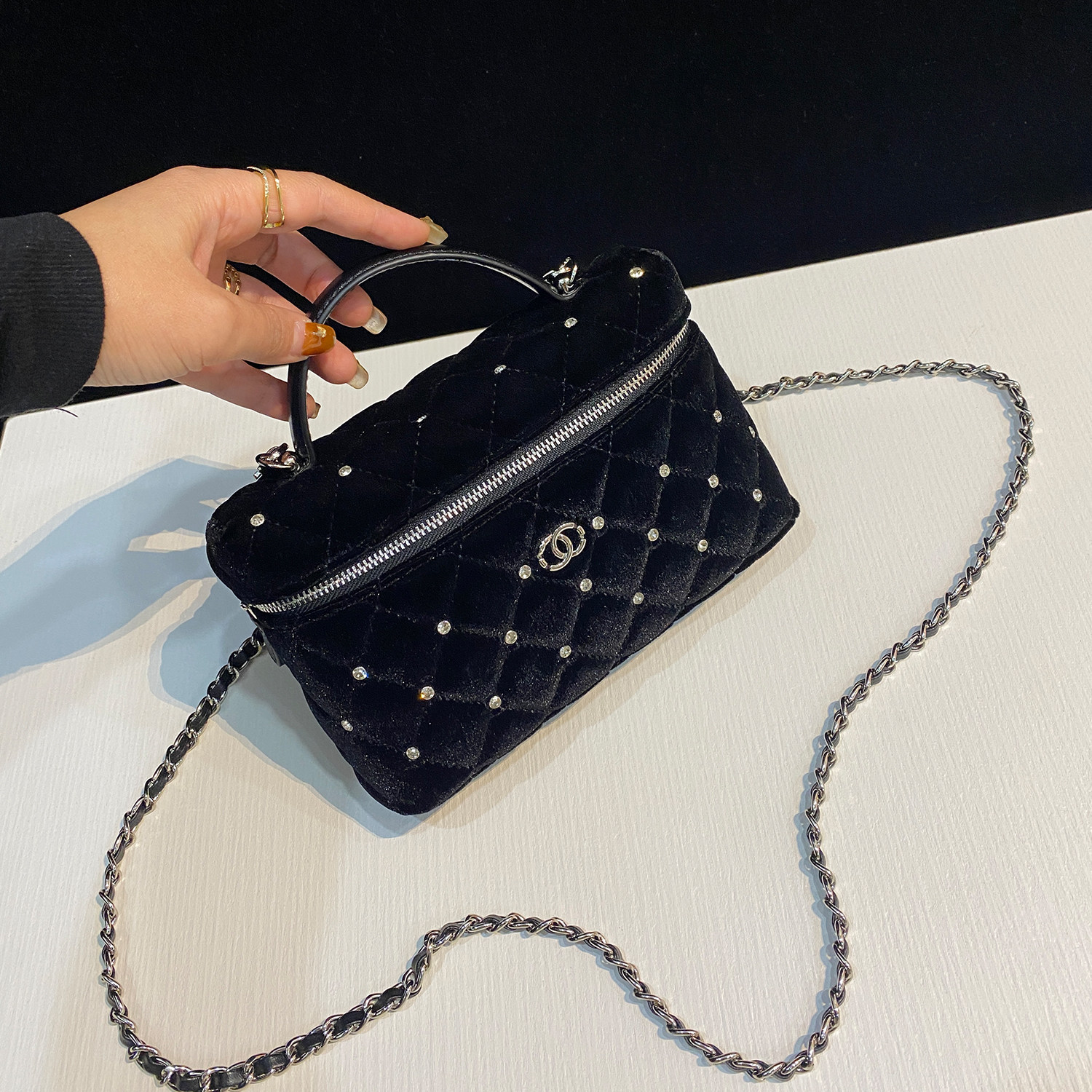 丝绒包包小香风盒子包2025新款小方包25K满天星手提包lp化妆包女,淘宝优惠券,粉丝福利购,淘宝优惠卷