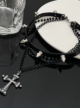 暗黑choker黑色皮质镶钻十字架吊坠项链女甜酷风小众脖圈颈圈颈链