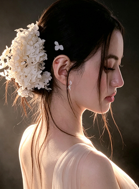 森系米白色永生干花绣球花发簪新娘婚纱头饰高级感甜美造型配饰