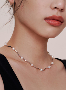 波浪淡水珍珠项链女2025新款小众设计高级感轻奢气质百搭锁骨颈链