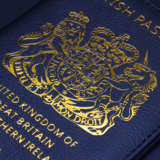 Обложка для британского паспорта с медными ножками, простой тонкий стиль