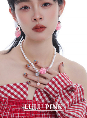 韩国小众设计ins珍珠粉色小熊草莓项链可爱甜酷风锆石锁骨链颈链