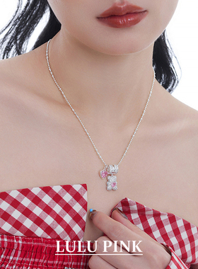 韩国小众设计ins爱心小熊粉色锆石甜美风项链简约百搭锁骨链颈链