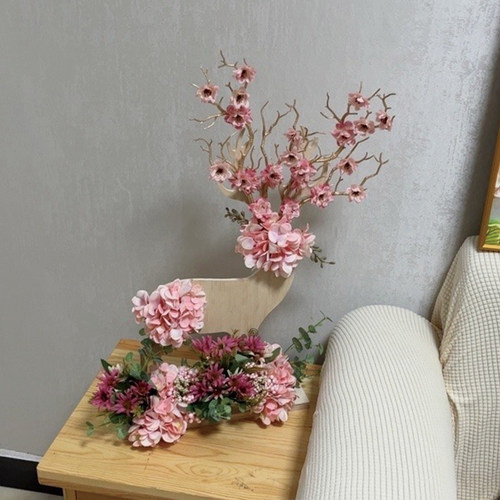 北欧ins风小鹿造型摆件玄关客厅餐桌仿真花绢花桌面装饰品摆设 - 图2