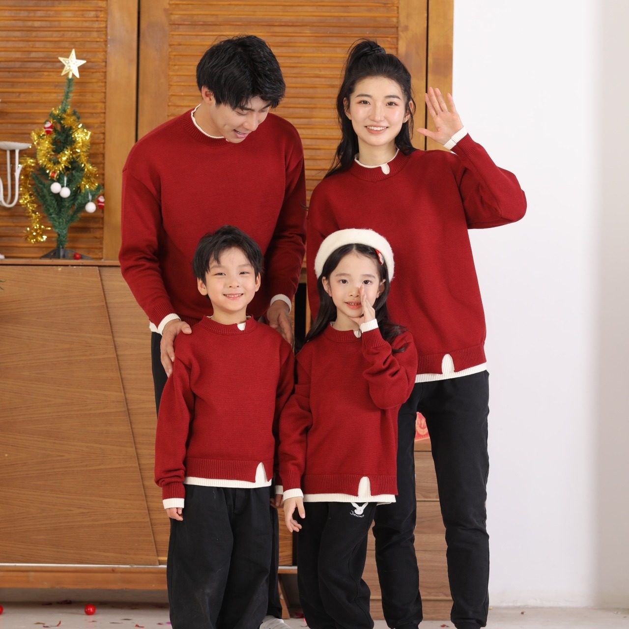 不一样的2025新年亲子装秋冬季过年红色毛衣一家三四口高级拜年服,淘宝优惠券,粉丝福利购,淘宝优惠卷