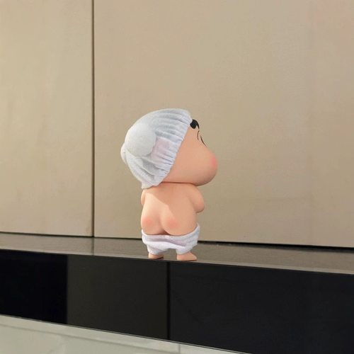 浴室蜡笔小新摆件桌面装饰洗澡光屁股淋浴搭子内裤小新可爱手办 - 图0