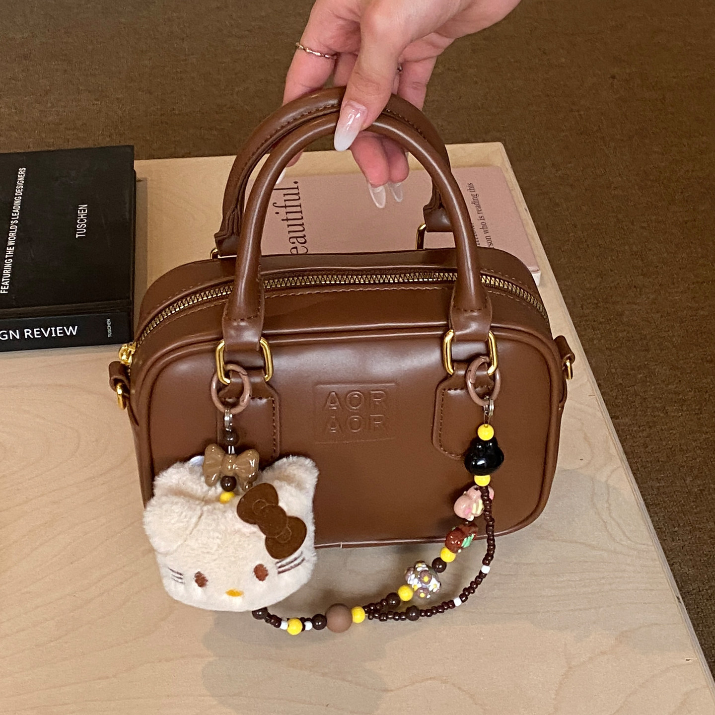 拿铁小屋枕头包包女上班通勤手提包百搭单肩斜挎包迷你保龄球枕包,淘宝优惠券,粉丝福利购,淘宝优惠卷