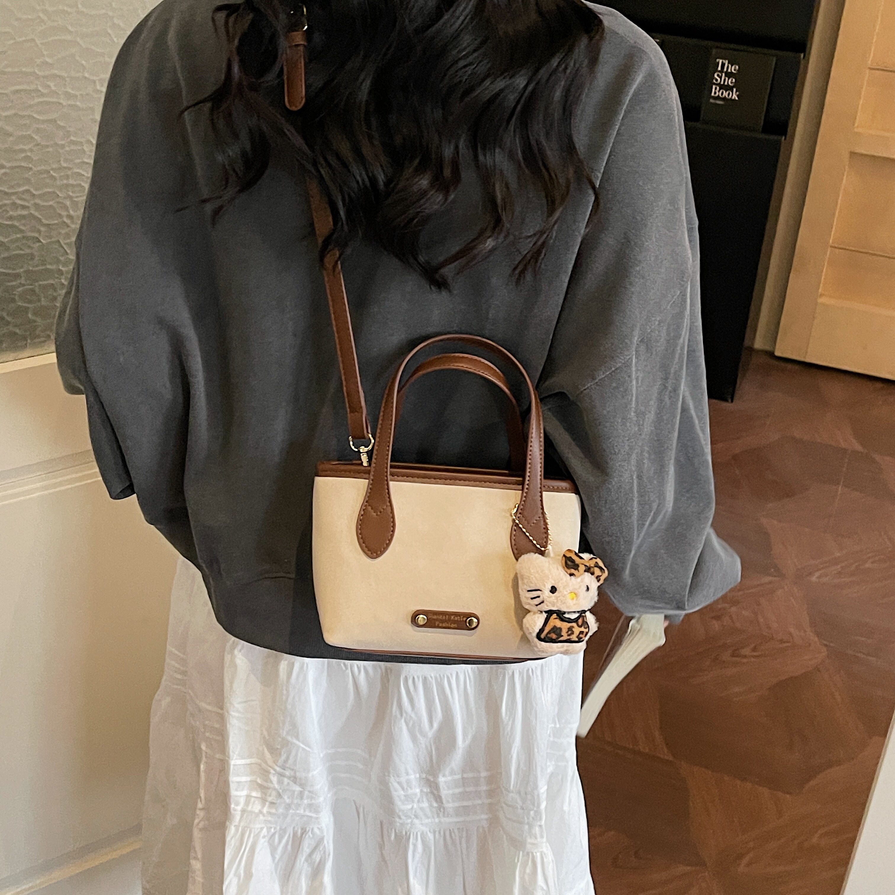 超火精致水桶包包女2026新款小众高级感复古迷你斜挎包上班小拎包,淘宝优惠券,粉丝福利购,淘宝优惠卷