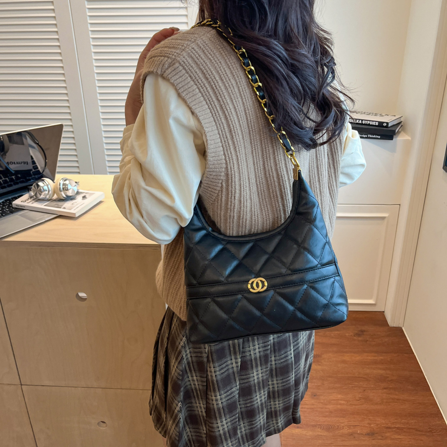 小香风菱格链条托特包女2026新款百搭单肩斜挎包高级感简约小方包,淘宝优惠券,粉丝福利购,淘宝优惠卷