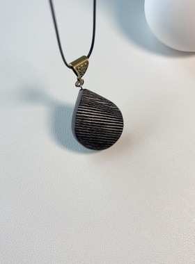 简约大气天然黑檀木水滴吊坠皮绳毛衣链长款高档木制民族国风项链
