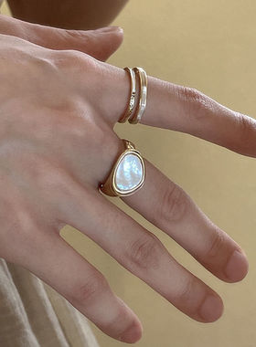 戒指设计感高级感女时尚个性冷淡小众日式轻奢欧美ins祖母绿指环