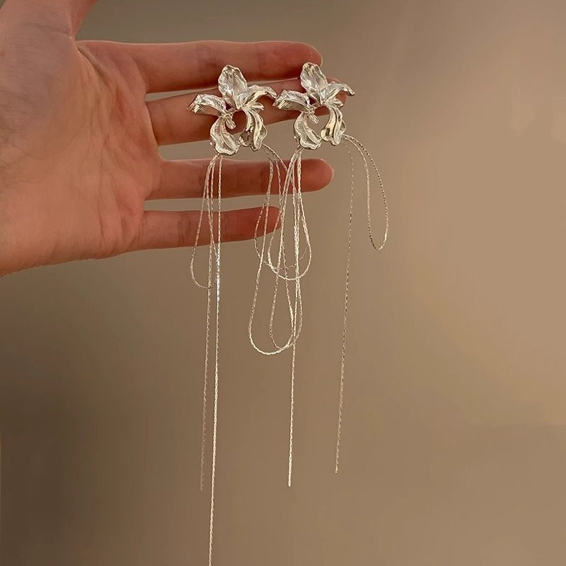 彼岸花~清冷感银色花朵流苏耳环2025新款小众气质耳钉女耳饰耳夹,淘宝优惠券,粉丝福利购,淘宝优惠卷