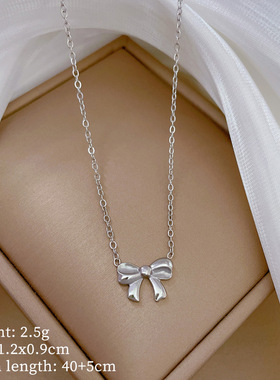 18K黄金色蝴蝶结项链轻奢小众设计感锁骨链2025新款爆款颈链配饰