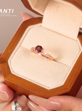 红宝石女戒生日礼物情人节饰品