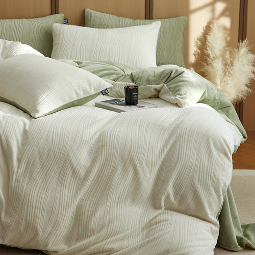 暖呼呼~A版浮雕牛奶绒四件套轻奢加厚保暖被套双面绒冬季裸睡床品 - 图0