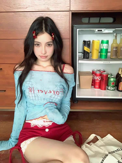 游泳衣女2024新款多巴胺穿搭分体比基尼四件套纯欲风保守长袖罩衫