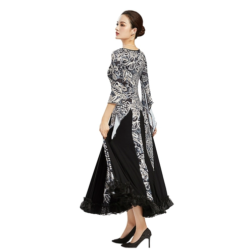 2024 Осенью Новая современная танцевальная юбка с семи -точка роговой рукав платье платье молоко шелковое эластичное вальс