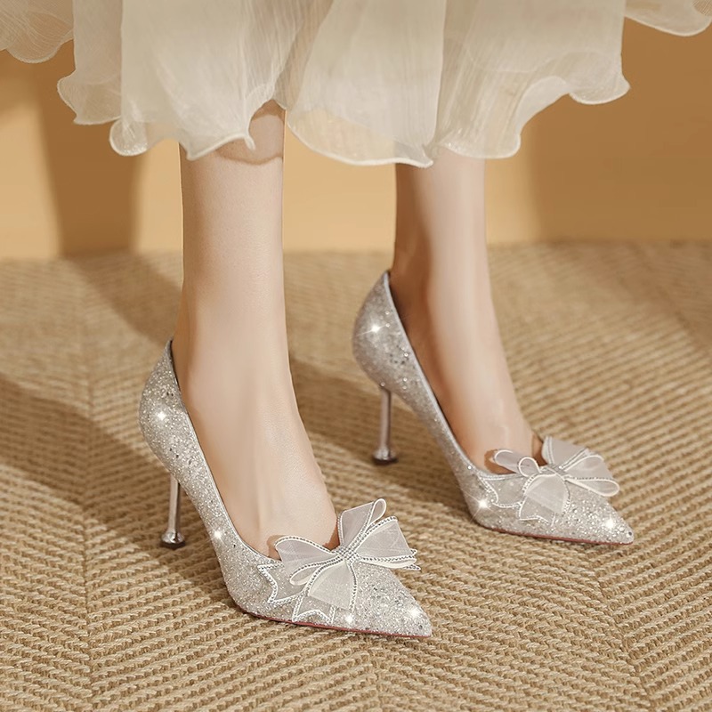 婚鞋女2024年新款银色法式水晶鞋主婚纱新娘鞋气质结婚细跟高跟鞋-图1