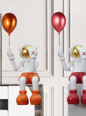 卡通风售楼处走廊网红潮玩雕塑