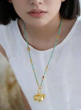 绿松石小马吊坠毛衣链女轻奢