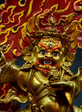 摆件尼泊尔鎏金密宗供奉佛像