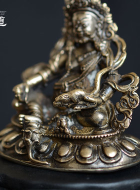 尼泊尔精工黄财神纯铜随身小佛像