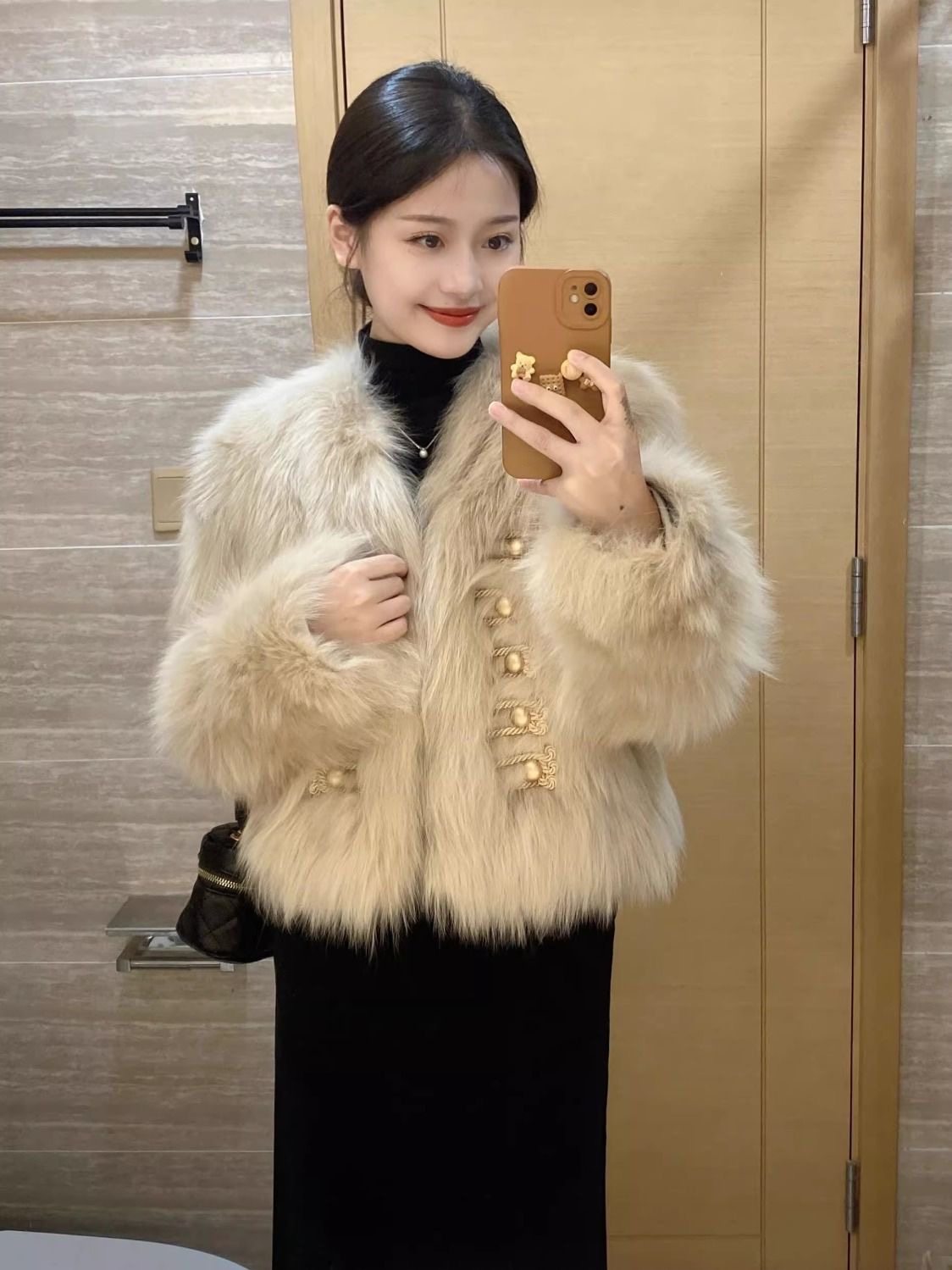 小香风皮草外套女秋冬独特好看高级感小个子短款皮毛一体毛毛大衣,淘宝优惠券,粉丝福利购,淘宝优惠卷