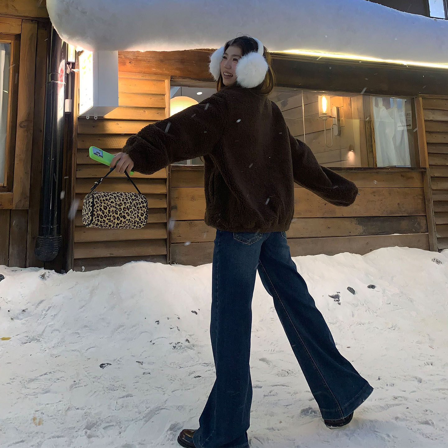 橘子树在哪儿蓝色中腰微喇牛仔裤女秋冬遮胯垂感弹力显瘦拖地裤子,淘宝优惠券,粉丝福利购,淘宝优惠卷