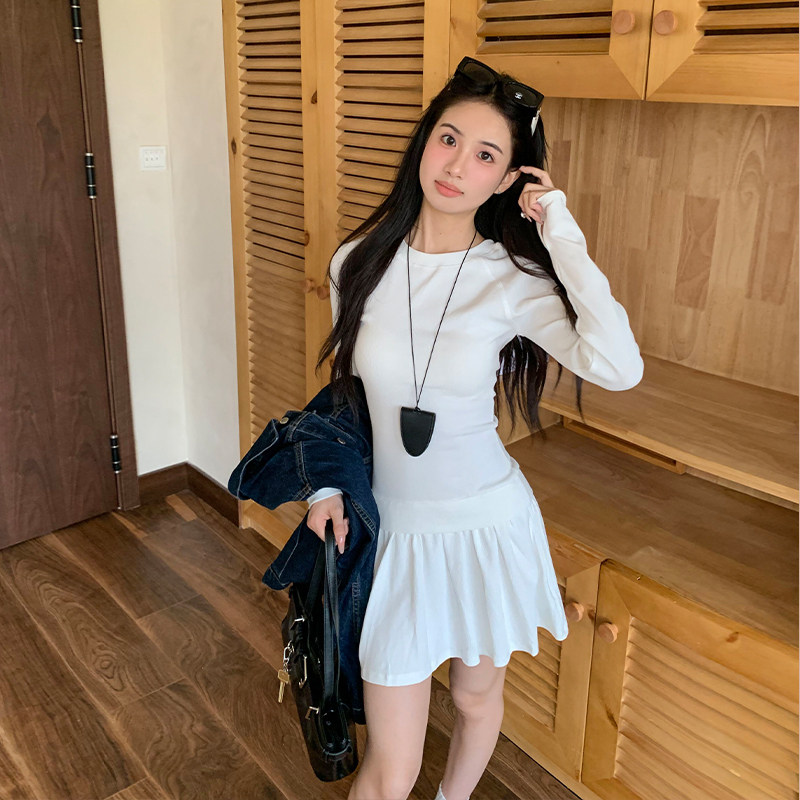 橘子树在哪儿韩系圆领长袖连衣裙女秋季修身显瘦气质内搭a字裙子,淘宝优惠券,粉丝福利购,淘宝优惠卷