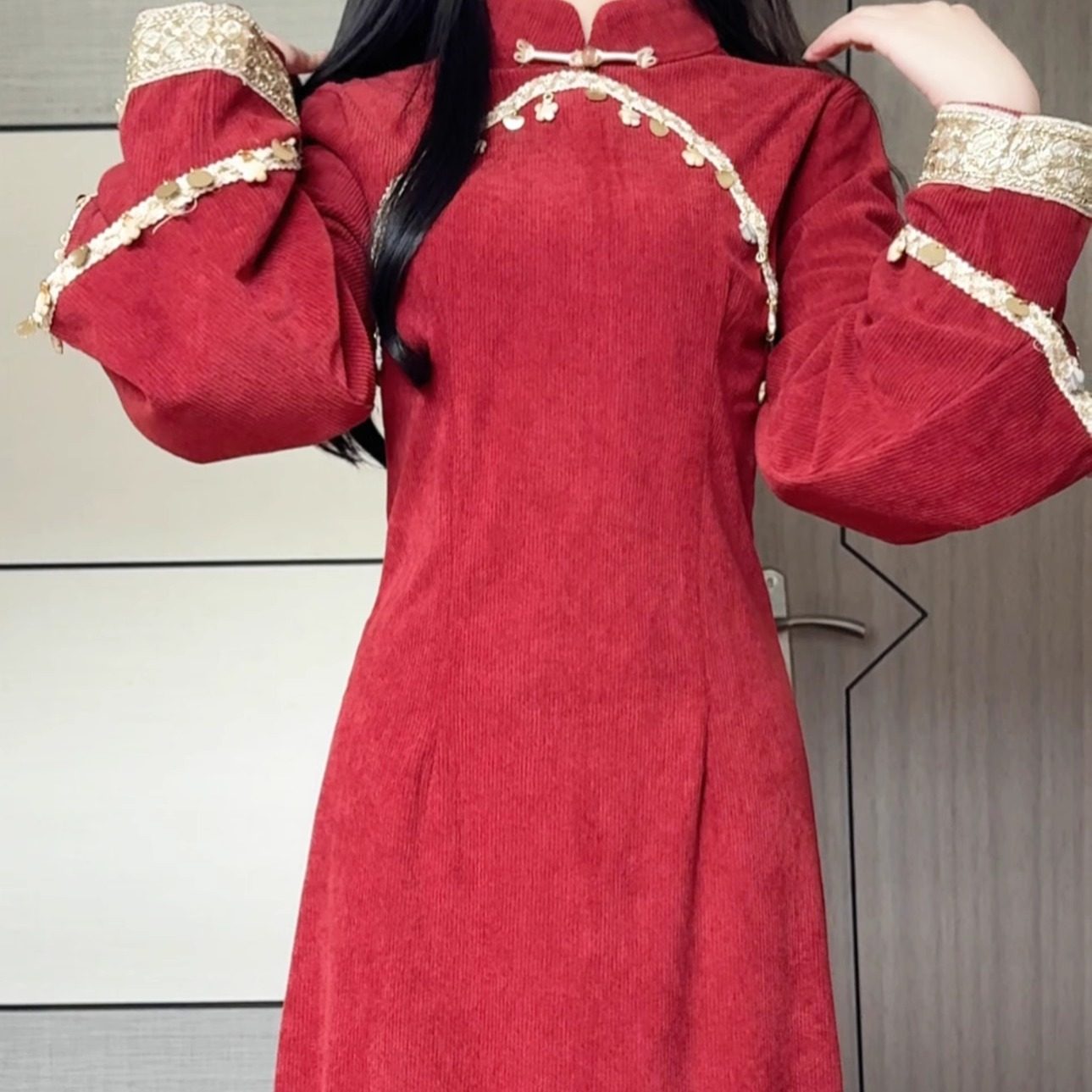 抹茶麻薯2025年秋冬季新款改良马甲旗袍复古民国风灯芯绒少女长裙,淘宝优惠券,粉丝福利购,淘宝优惠卷