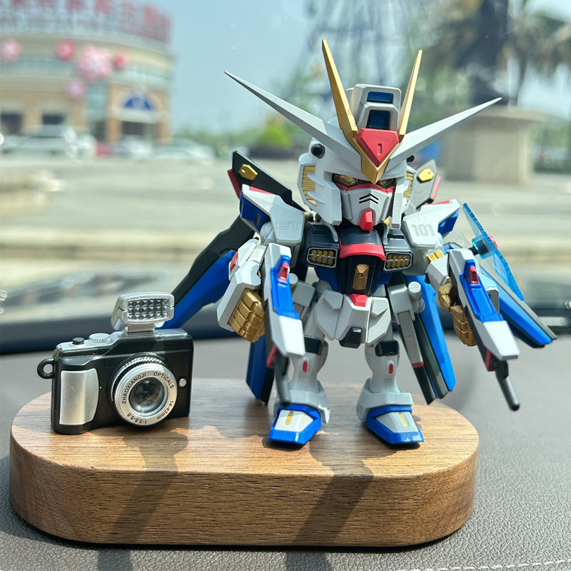 正版自由与无限正义高达盲盒手办中控台摆件车内装饰送男朋友礼物