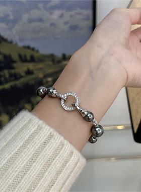 法式轻奢灰色珍珠手链女高级感精致新款设计时尚百搭闺蜜同款手饰