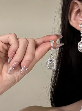 2026年新款超闪水滴锆石项链耳钉套装晚礼服颈链耳钉轻奢小众配饰