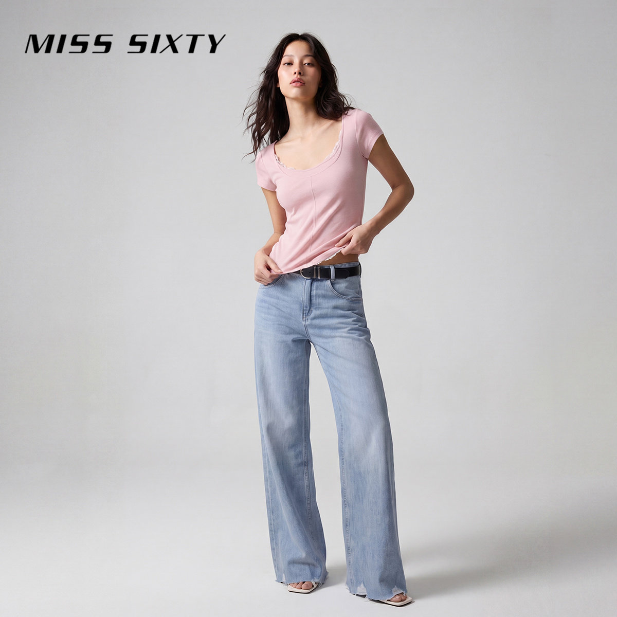 [大U领]Miss Sixty2026夏季大领口短袖T恤女蕾丝拼接修身短款