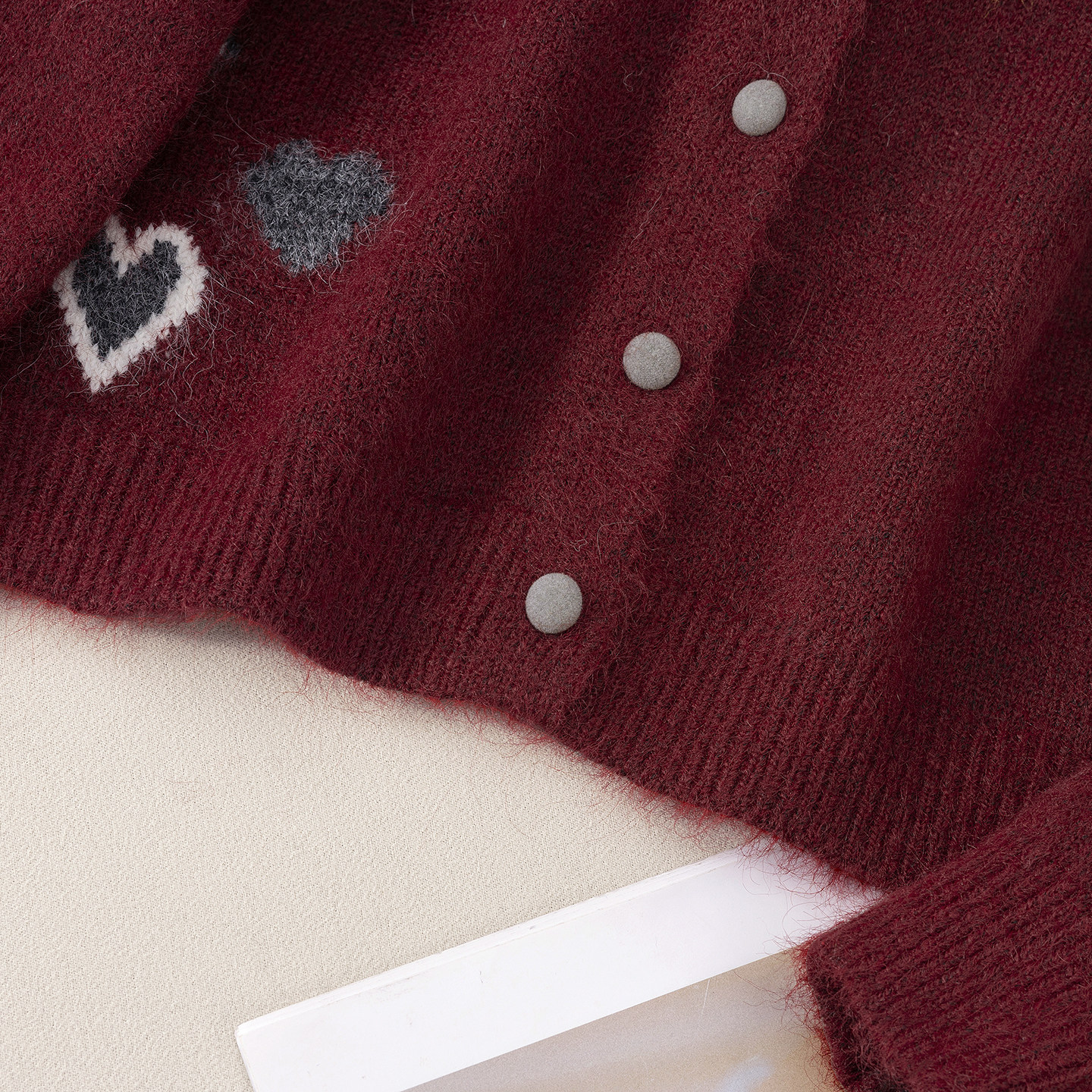 她池圆领毛衣2025冬装新款女装时尚氛围感单排扣宽松款短款上衣,淘宝优惠券,粉丝福利购,淘宝优惠卷