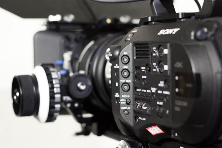 艾丽莎mini摄影机机身取景器托镜棒底板适配板电池适配器视频