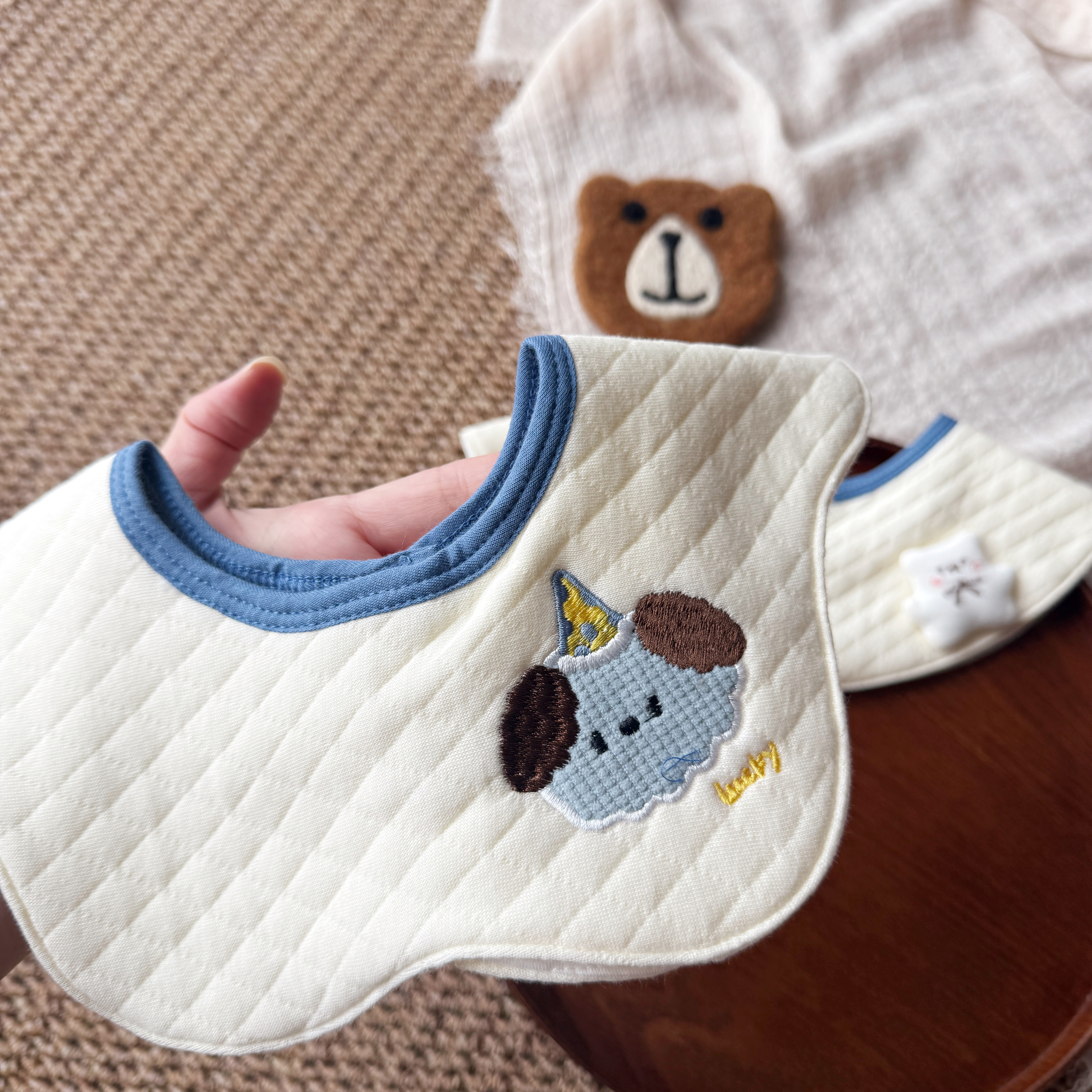 秋冬婴儿防水口水巾宝宝纯棉围嘴新生儿防吐奶亲肤柔软加大款围兜,淘宝优惠券,粉丝福利购,淘宝优惠卷