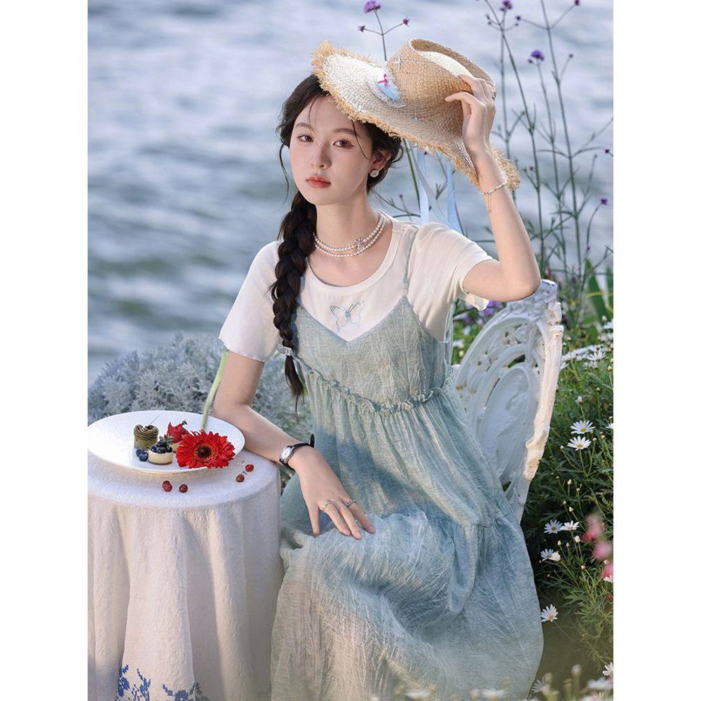 「海盐薄荷」吊带连衣裙+蝴蝶印花套装裙2024夏季清新森女两件套,淘宝优惠券,粉丝福利购,淘宝优惠卷