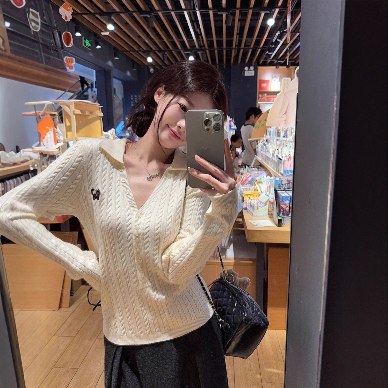 小猫刺绣粉色v领针织衫女秋冬麻花修身毛衣甜美韩系打底长袖上衣,淘宝优惠券,粉丝福利购,淘宝优惠卷