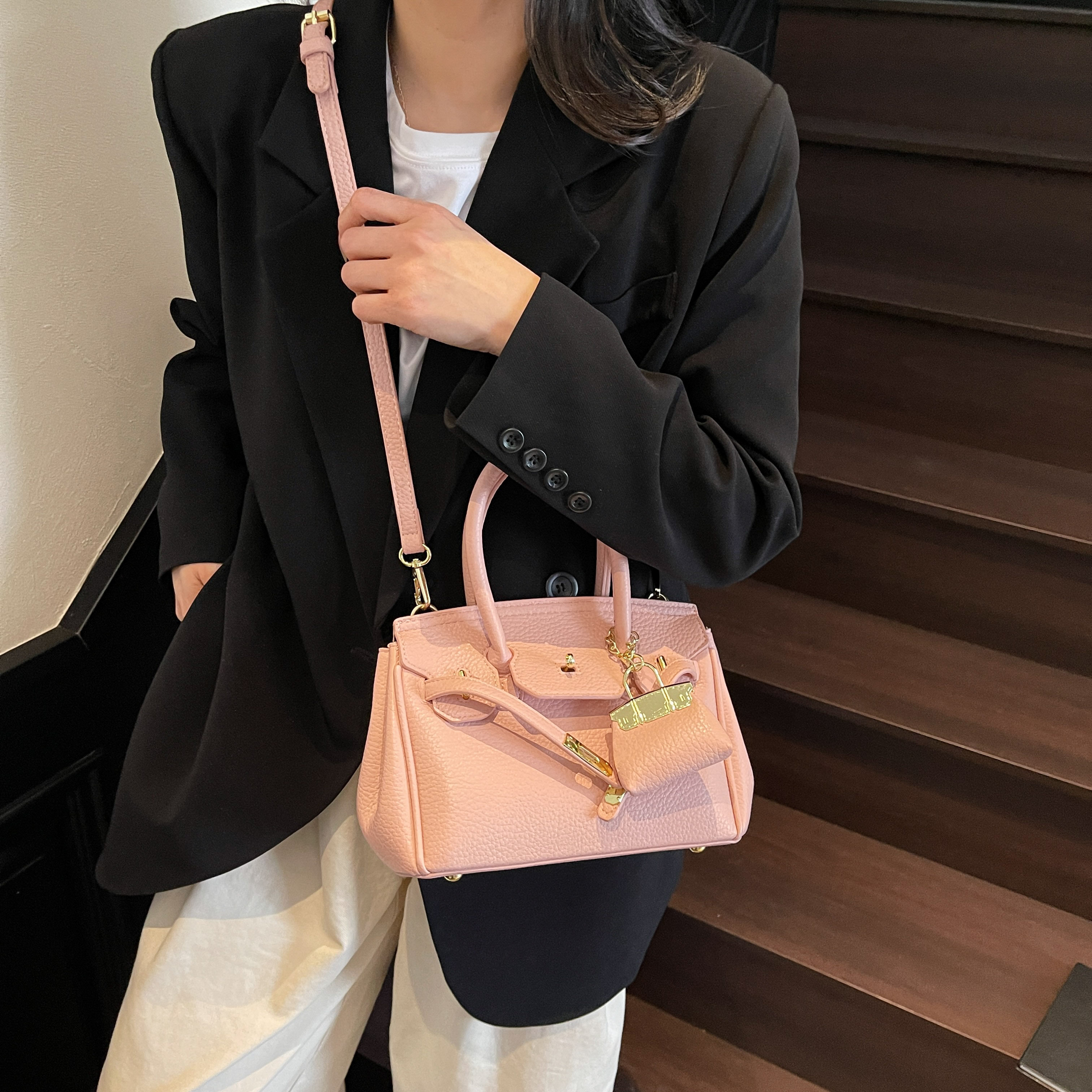 超火小包包女式2025新款高级感小众手提铂金包时尚百搭单肩斜挎包,淘宝优惠券,粉丝福利购,淘宝优惠卷