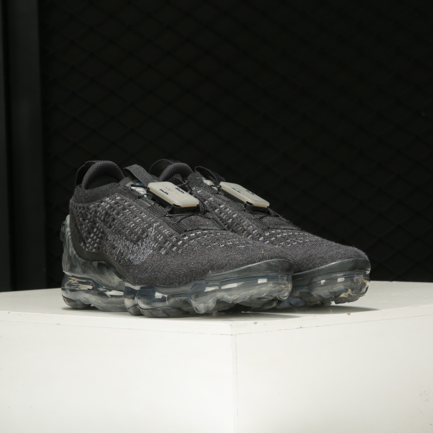 Nike/耐克正品 AIR VAPORMAX 男女气垫缓震透气跑步运动鞋CJ6740 - 图2