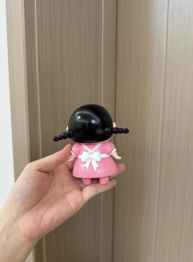 蜡笔小新手办女仆小新桌面摆件