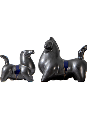 新中式简约黑色马摆件唐马书房样板间客厅桌面书柜V售楼处软装饰