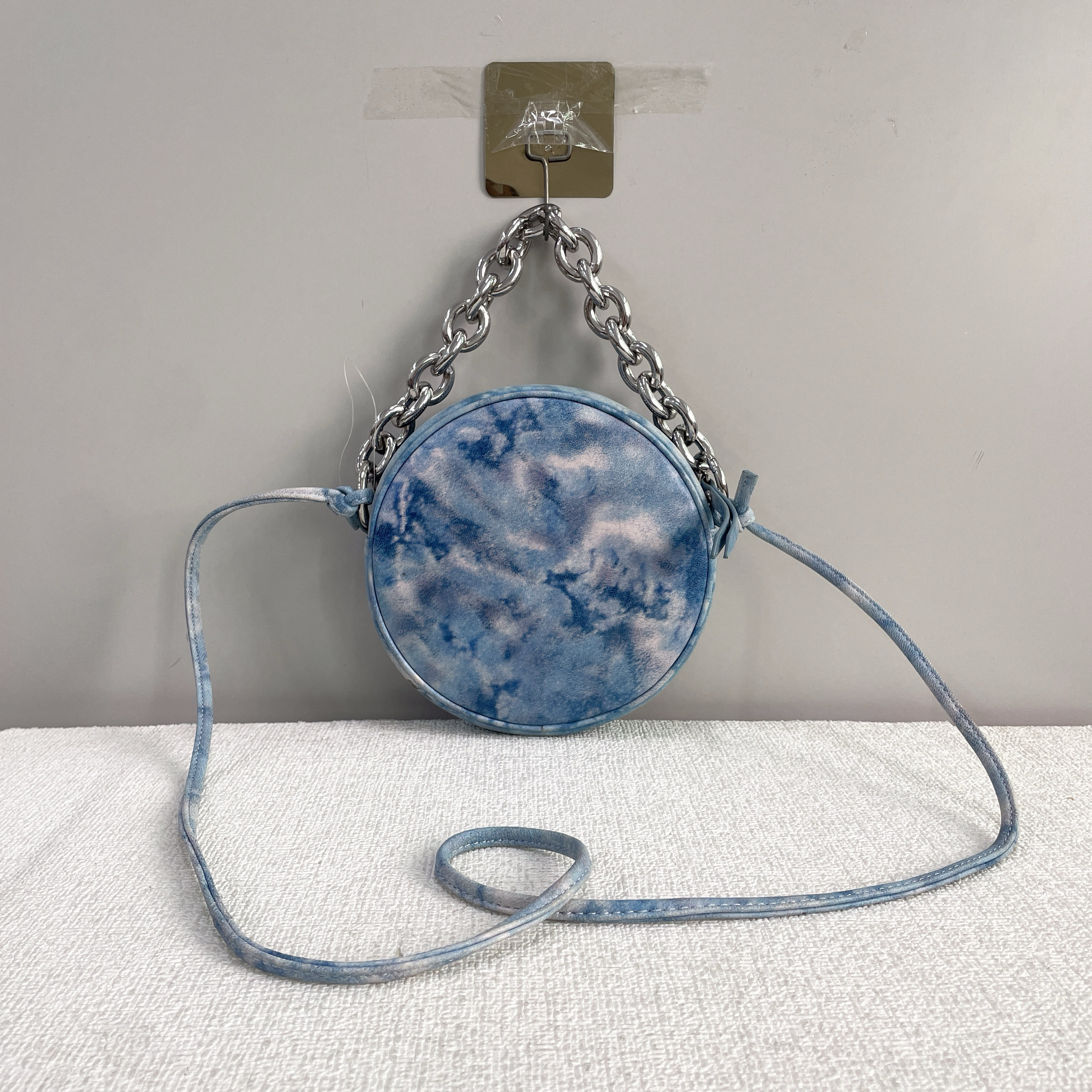 外贸尾货时尚百搭真皮牛皮女士手提斜挎小圆包,淘宝优惠券,粉丝福利购,淘宝优惠卷