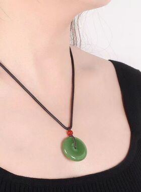 直播代发平安扣厂家直销批发阿富汗白玉平安扣吊坠送男女玉石项链