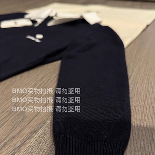 BMQ 玳购级 高阶版】SHUSHUTON2025春撞色假两件翻领七分袖针织衫 - 图3