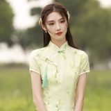 Летнее легкое свежее зеленое ретро элегантное ципао, в цветочек